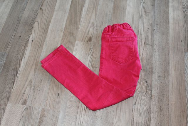 Dekliške jeans hlače ! 116 št.  4 eur - foto