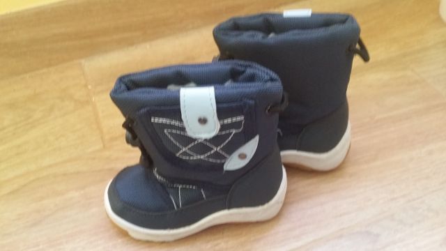 Fantovski čevlji! 23 št. 7 eur  novi!!!!! - foto