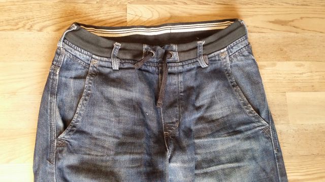 Fantovske jeans hlače! 152 št. 7 eur - foto