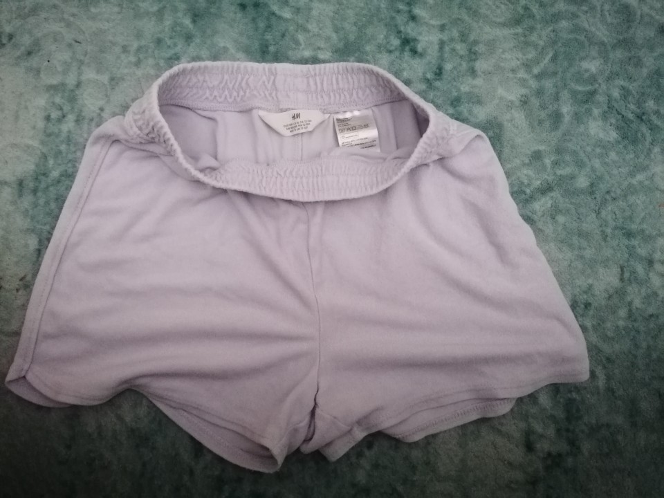 158 H&M kratke hlače iz frotirja - foto povečava