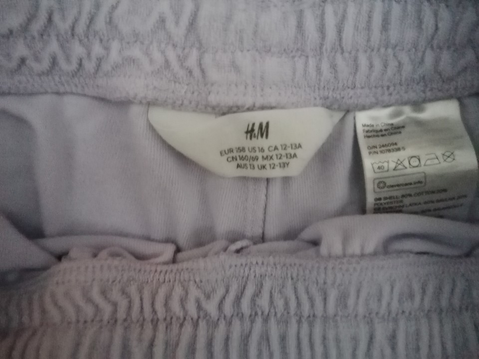 158 H&M kratke hlače iz frotirja - foto povečava