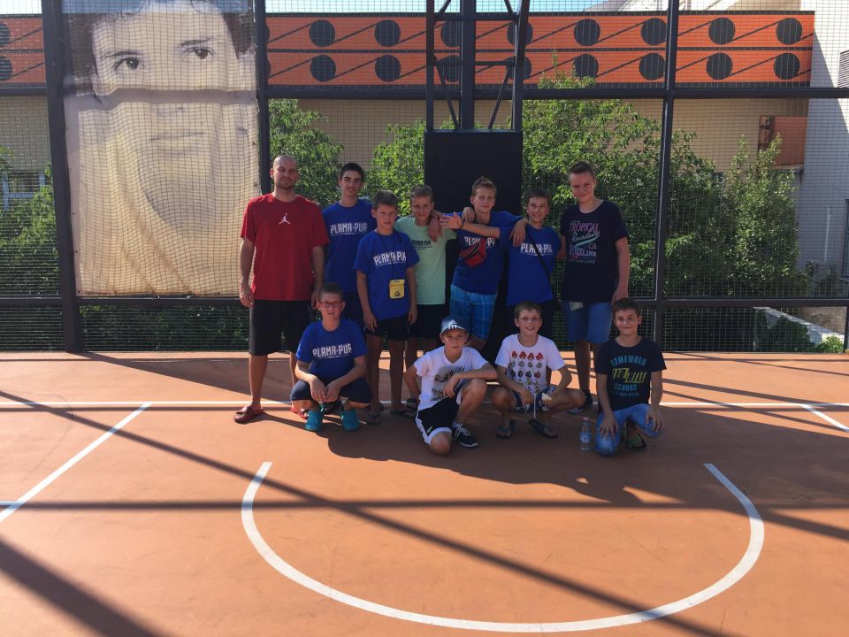 Pionirji U13 zmagovalci turnirja v Šibeniku - foto povečava
