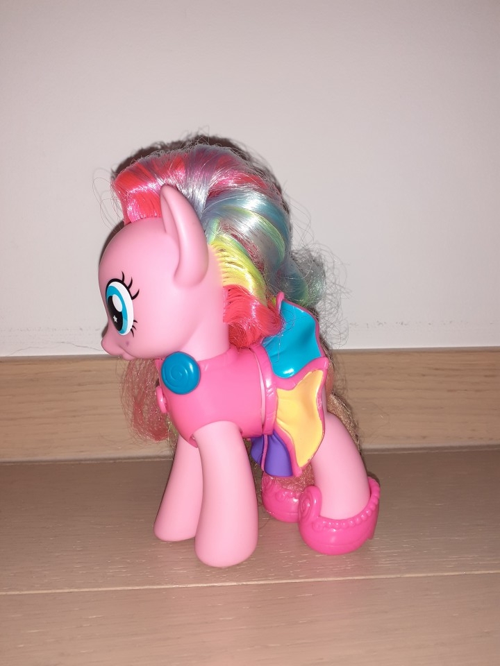 Pinky little pony - 4€