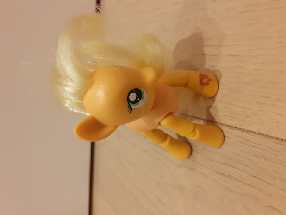 4 € - komplet little pony
