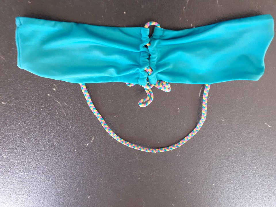 8 € - kopalke calzedonia