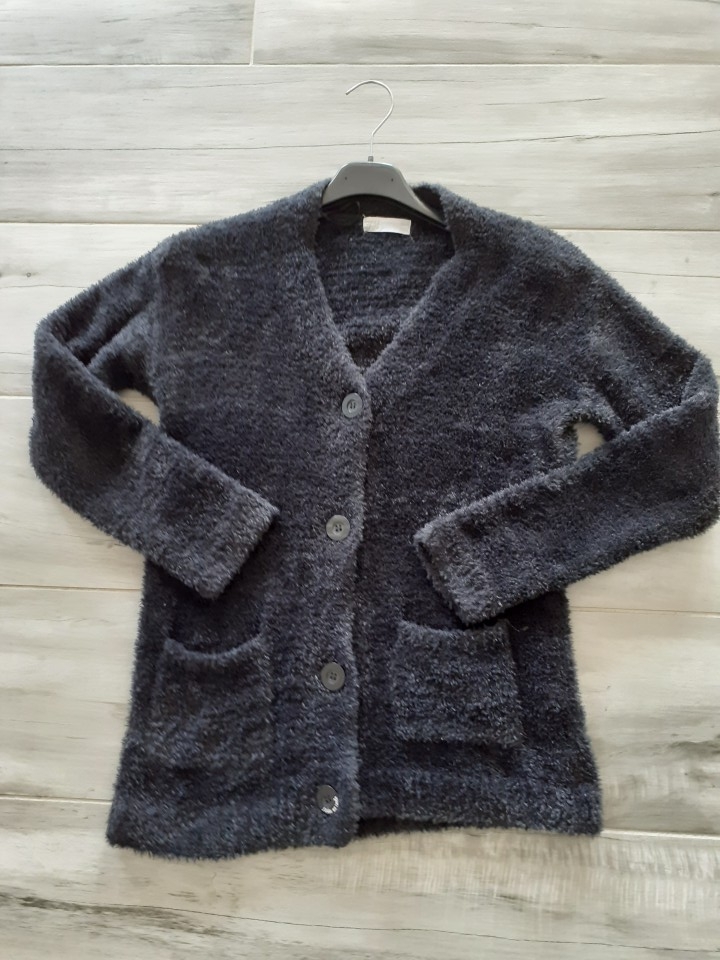 4 €-  H&M jopa št. 146-152