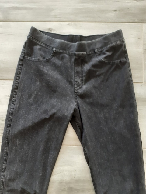 8 € - H&M jeans legice št. 170