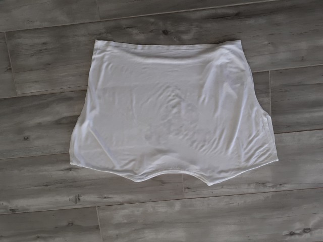 2 € - h&m st. 158-164