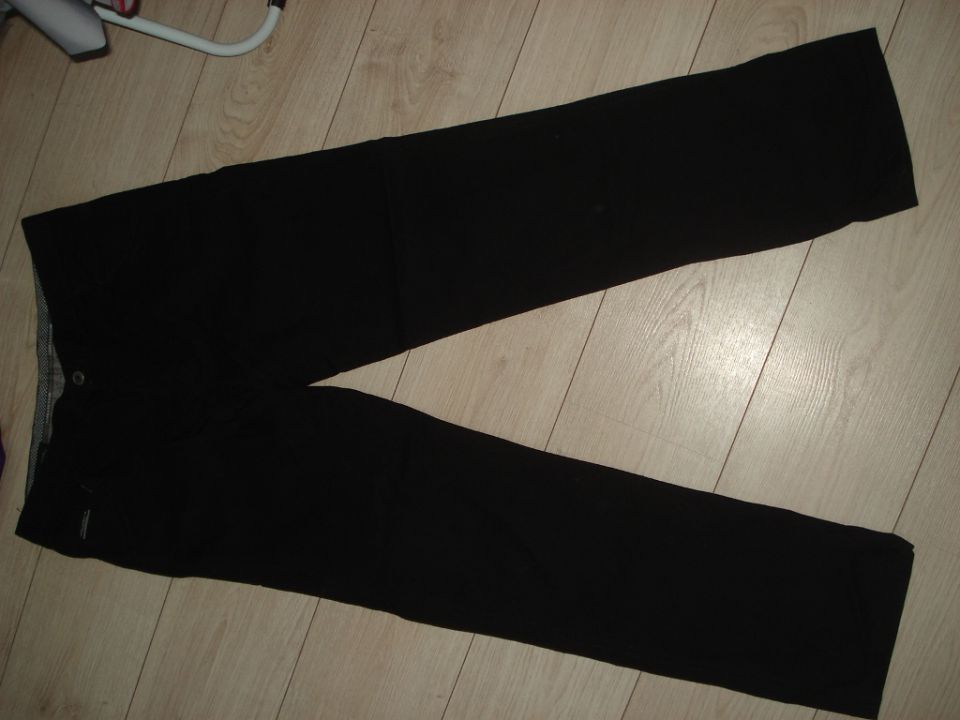 Elegantne moke dolge hlače cena 22EUR oboje - foto povečava