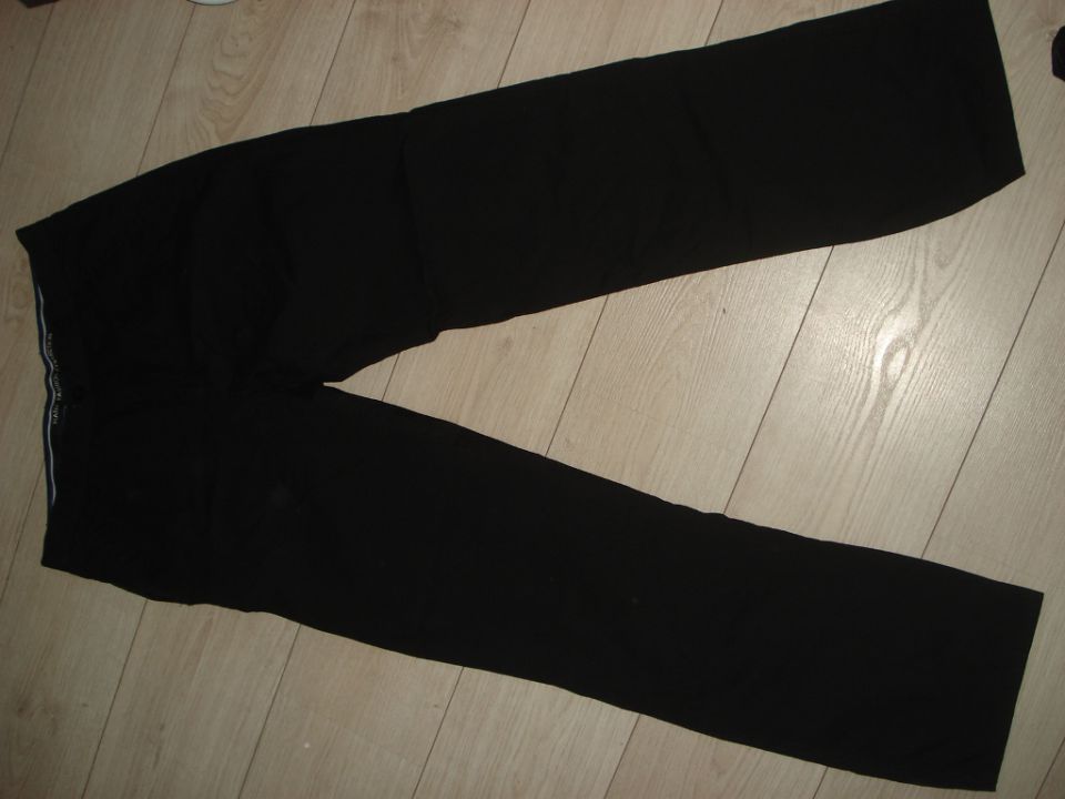 Elegantne moke dolge hlače cena 22EUR oboje - foto povečava