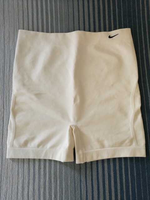 Nove Nike podhlačke,2,50€