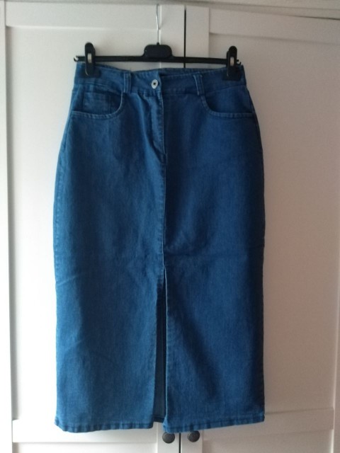 Novo jeans krilo, vel. M, 15 eur - foto