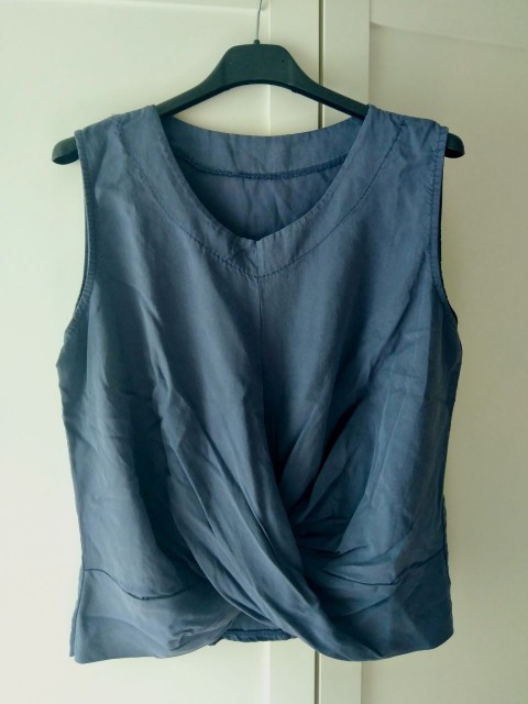 Modra majica / top, vel. S/M, 10 eur - foto