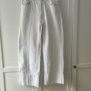 krem bele jeans hlače, vel. S, 10 eur
