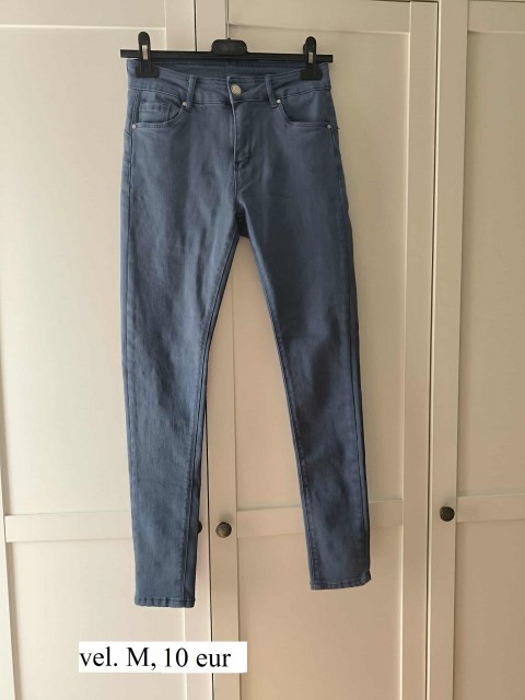 Raztegljive jeans hlače, vel. M, 10 eur - foto