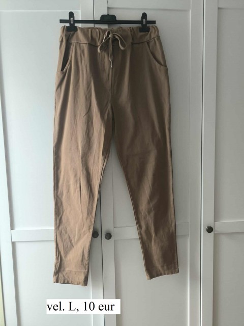Hlače, vel. L, 10 eur - foto