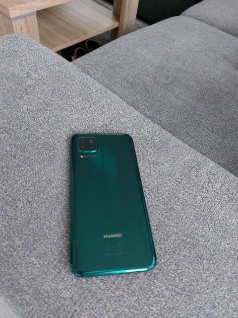Huawie P40 lite - foto