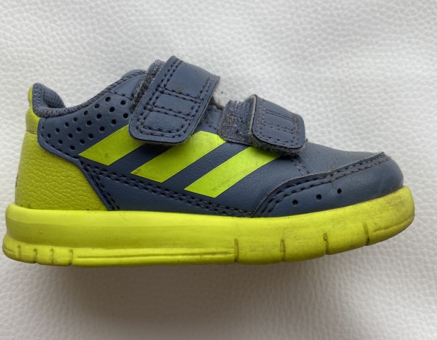 Superge Addidas st. 20 - foto