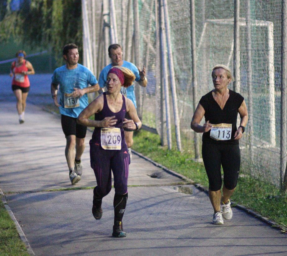 Nočni tek Galactica 2013 Velenje - foto povečava