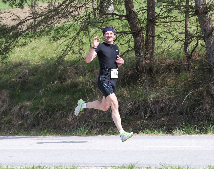 5.VELIKONOČNI TEK OKROG ŠMARTINSKEGA JEZERA  - foto povečava