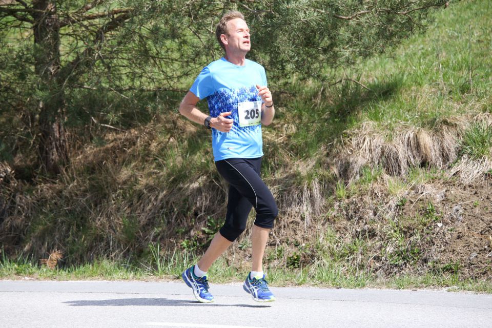 5.VELIKONOČNI TEK OKROG ŠMARTINSKEGA JEZERA  - foto povečava