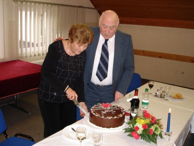 Februar 2007 - mami praznuje 70 let, oče pa 75 let