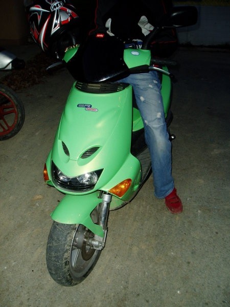 Moja aprilia sr125 - foto