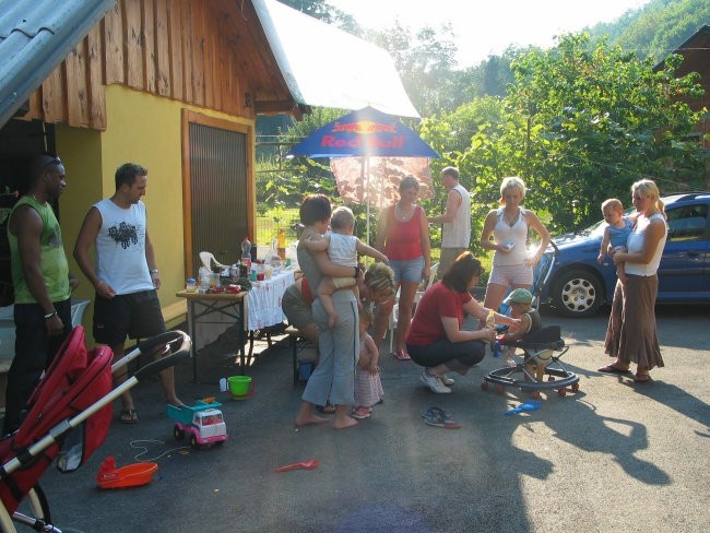 Srečanje pri Sandi - 22.7.06 - foto povečava