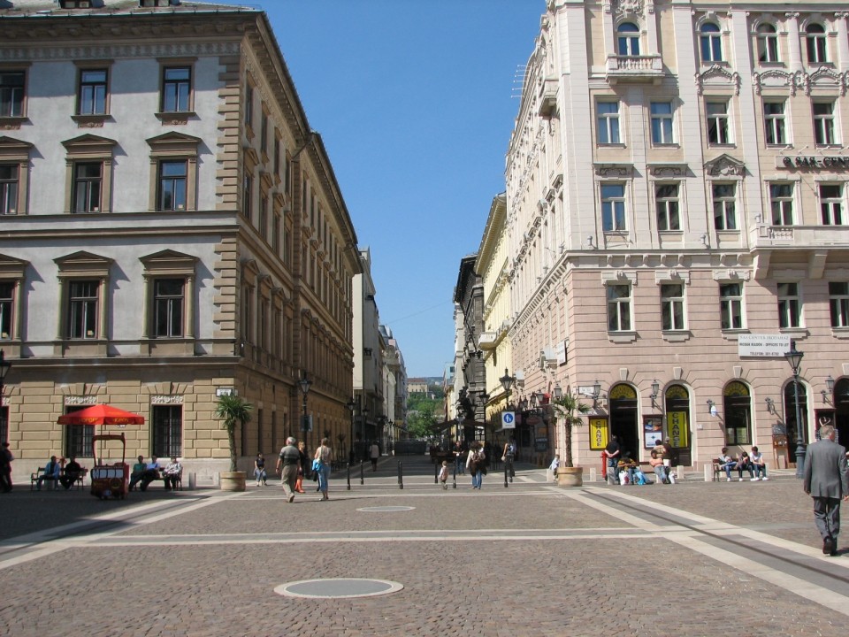 Budimpešta, Komarom - foto povečava