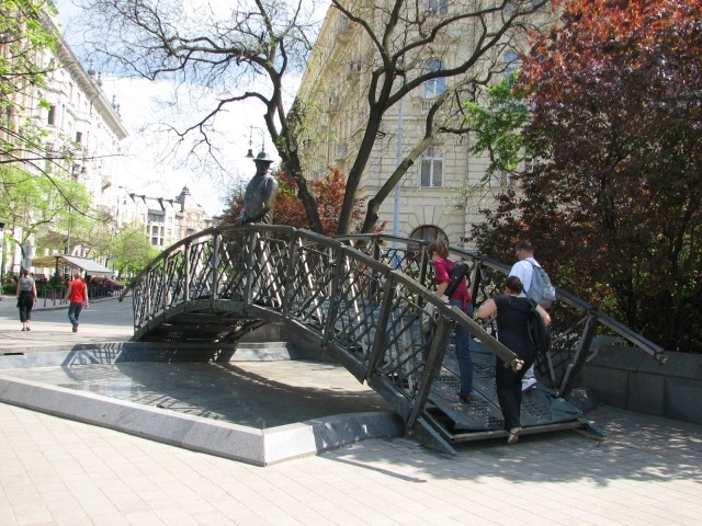 Budimpešta, Komarom - foto