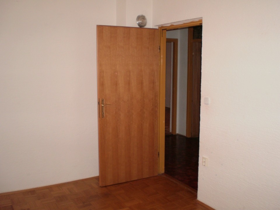 Flat MB - foto povečava