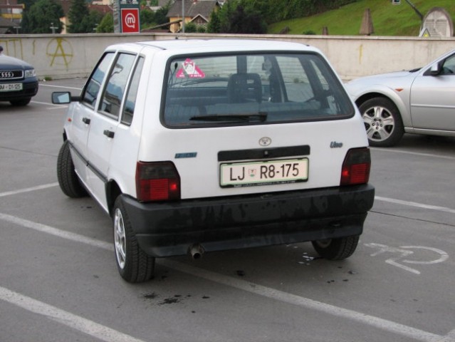Fiat Uno 1.1 IES - foto