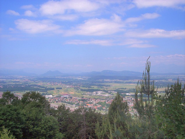 Iz Debnega vrha pogled proti Šmarni gori