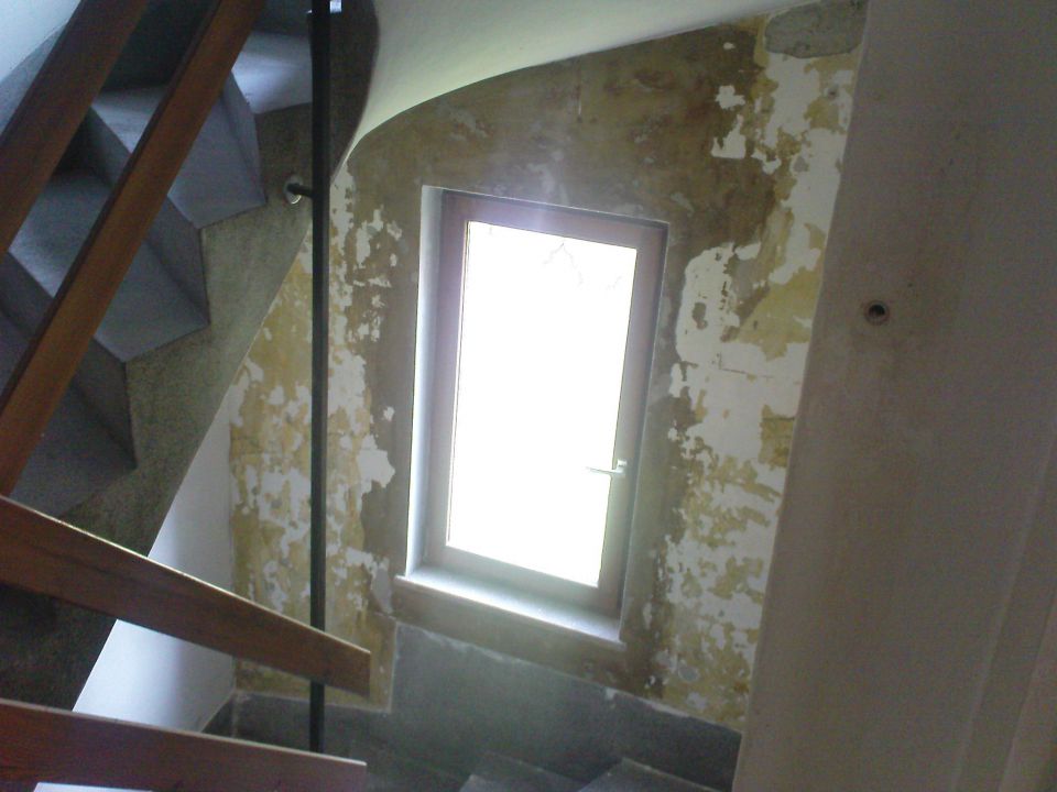 Obnova stopnišča - foto povečava
