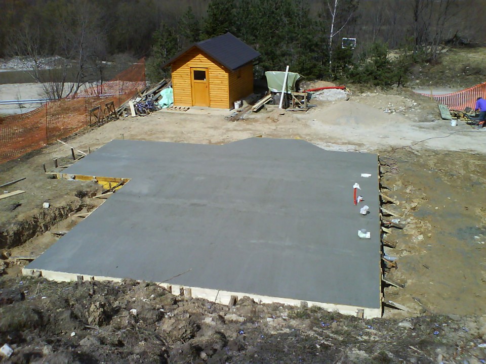 Plošča zalita (15cm)