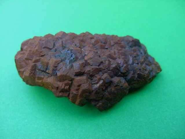Limonit po piritu - Ratitovec (5,5 x 3 cm) neočiščen