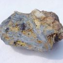 Antimonit, Sb oksidi - 7 x 5 cm - Keramos, Hios, Grčija - junij 2007