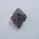 Pseudomorfoza limonita po oktaederskemu kristalu pirita - 15 mm - 1.stran - Ratitovec