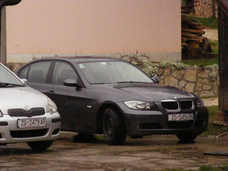 Pojedina BMW 6.12.2008 - foto povečava