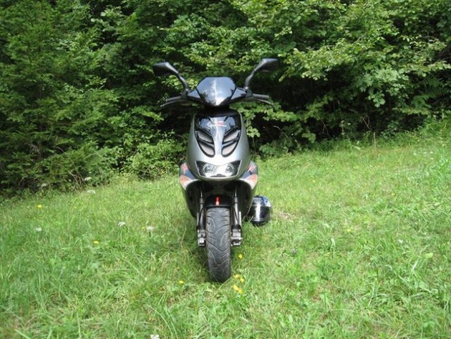 Aprilia 2 - foto