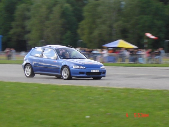 Drag race SG - foto