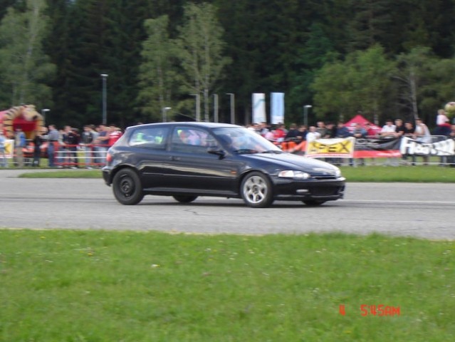 Drag race SG - foto