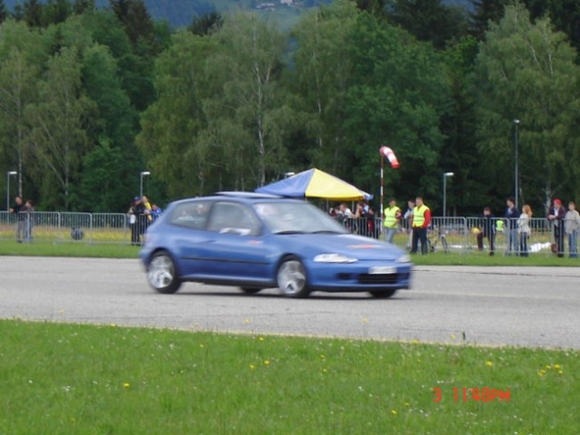 Drag race SG - foto