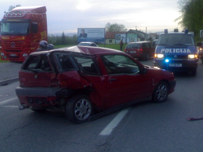 Alfa-romeo 145 - foto povečava