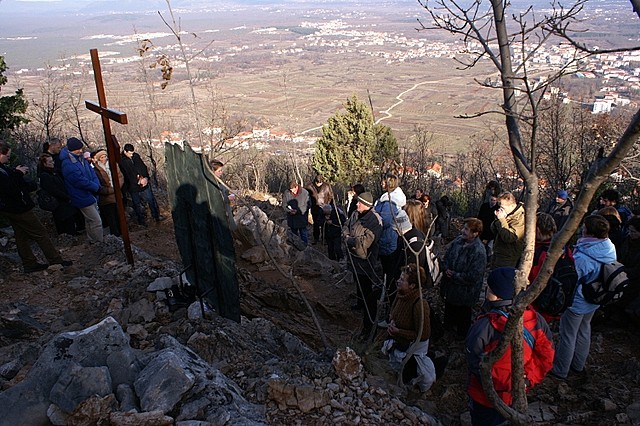 Novo leto v Medegorju z jezusovo stražo 07/8 - foto povečava