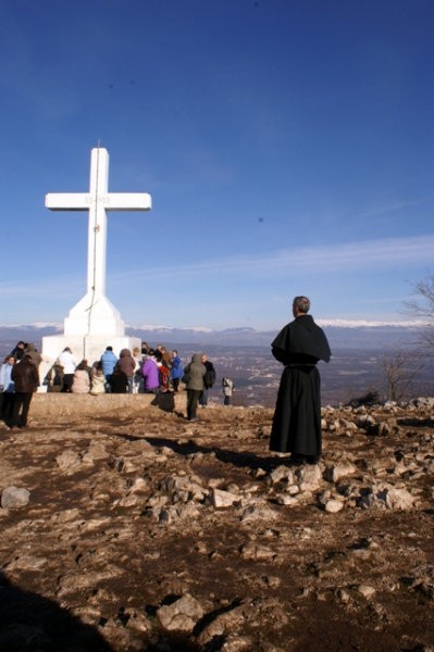 Novo leto v Medegorju z jezusovo stražo 07/8 - foto povečava