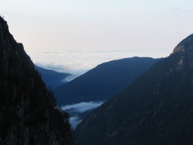 pogled proti Kam. vrhu (na levi je Brana, na desni Mokrica)
