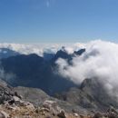 nekje na poti (po Žmavcarjih) ... pogled na Dolgi hrbetpogled proti Raduhi, Krofički, Ojst