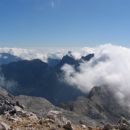 nekje na poti (po Žmavcarjih) ... pogled na Dolgi hrbetpogled proti Raduhi, Krofički, Ojst