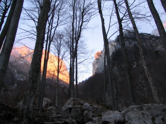 Na začetku poti ... gremo na Kokrško sedlo